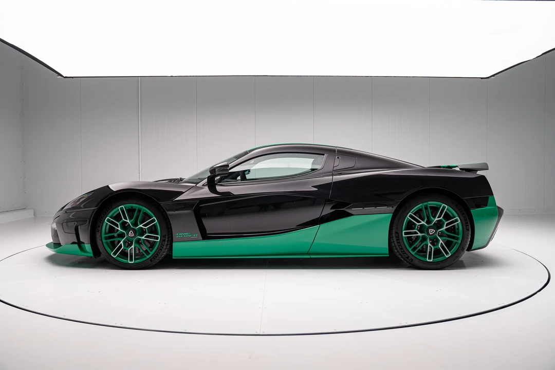 2023 Rimac Nevera - Image 4 of 31