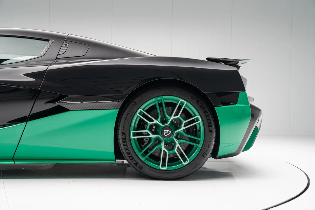 2023 Rimac Nevera - Image 22 of 31