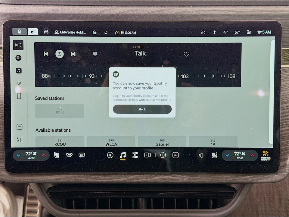2023 Rivian R1T - Image 16 of 21