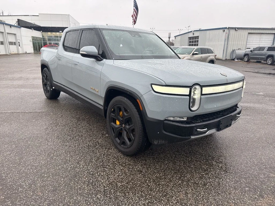 2023 Rivian R1T - Image 4 of 6