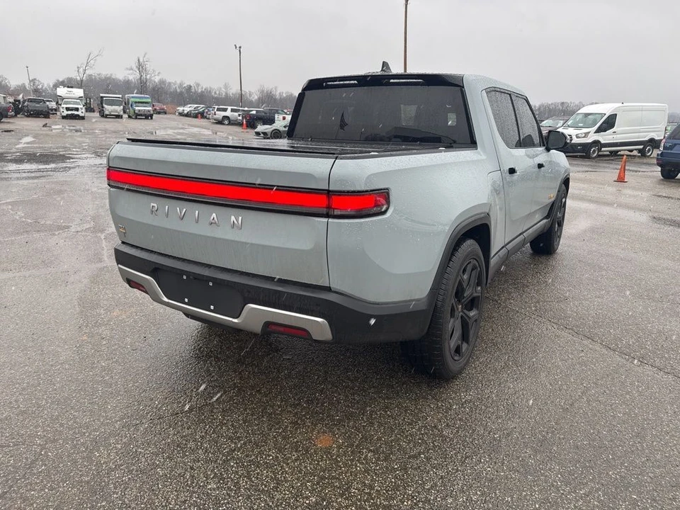2023 Rivian R1T - Image 3 of 6