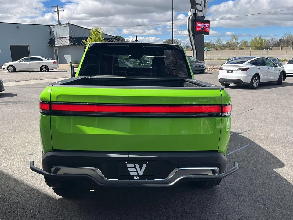 2023 Rivian R1T - Image 7 of 29