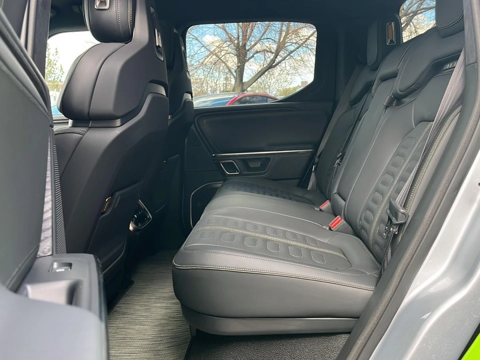 2023 Rivian R1T - Image 19 of 29
