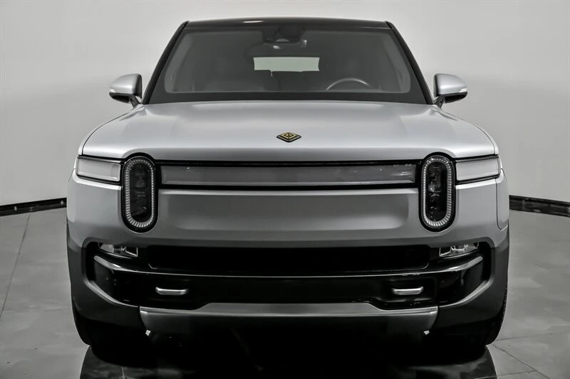 2023 Rivian R1S - Image 4 of 21
