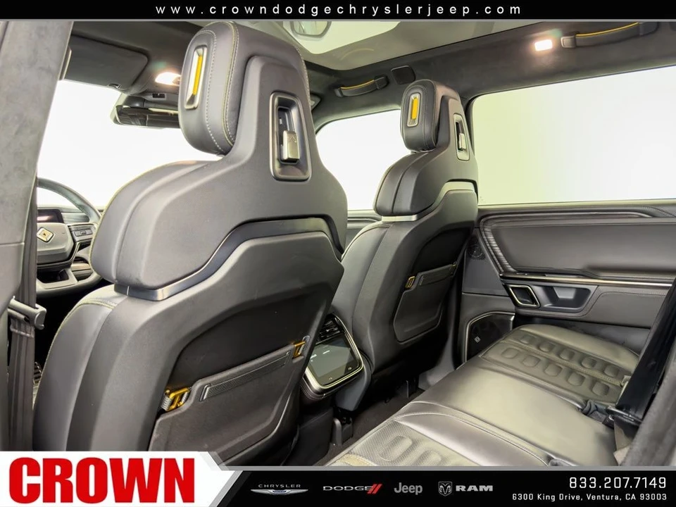 2023 Rivian R1S - Image 12 of 12