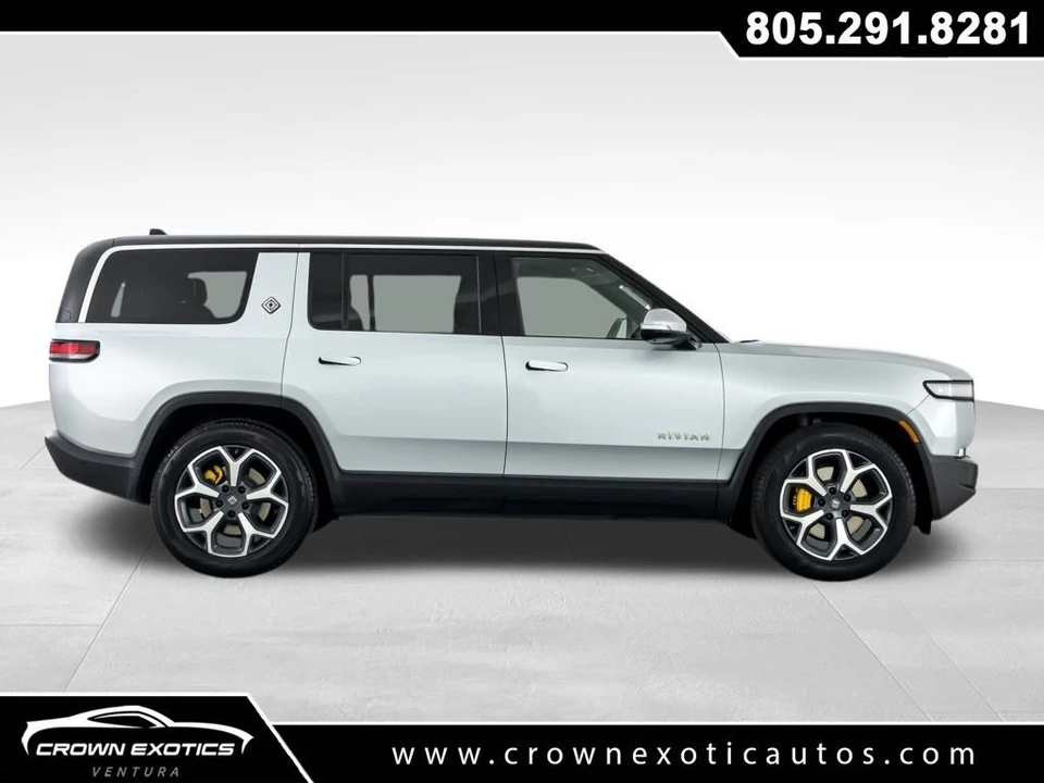2023 Rivian R1S - Image 7 of 12