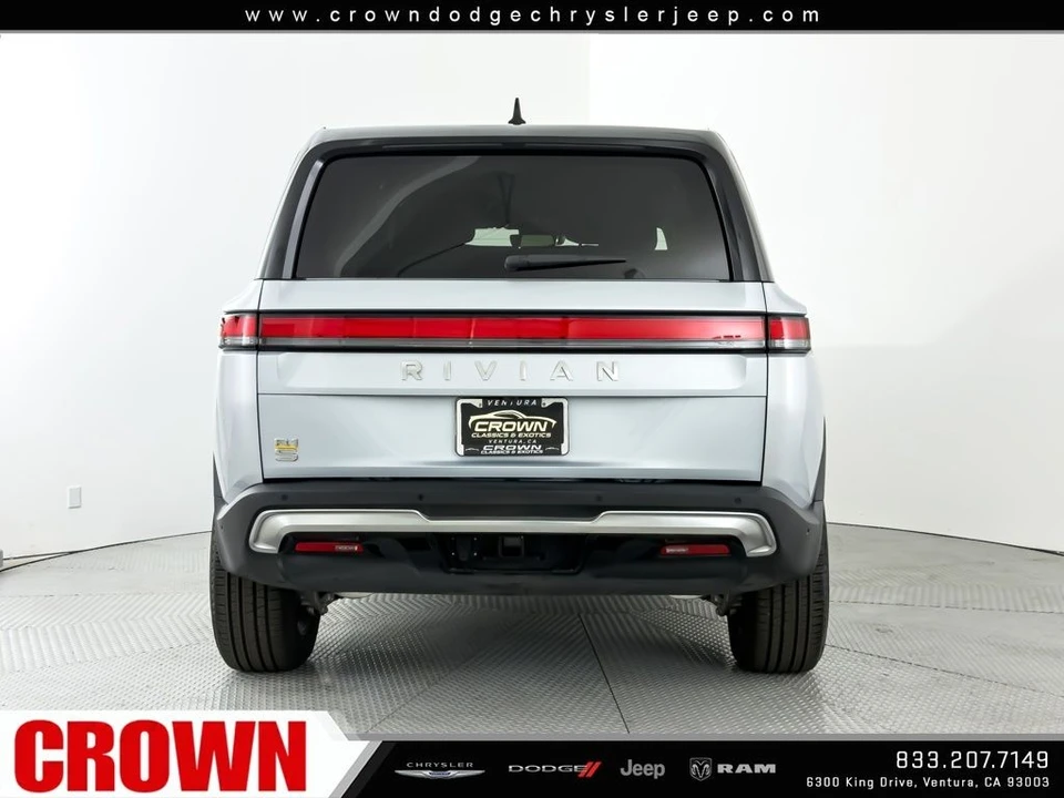 2023 Rivian R1S - Image 6 of 12
