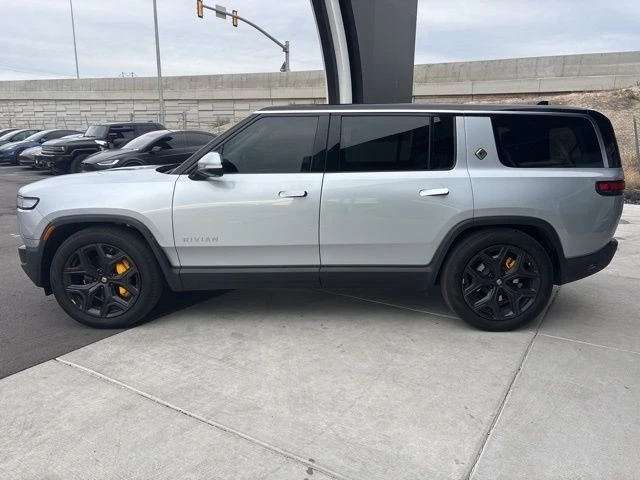 2023 Rivian R1S - Image 5 of 21
