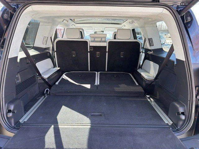 2023 Rivian R1S - Image 16 of 16