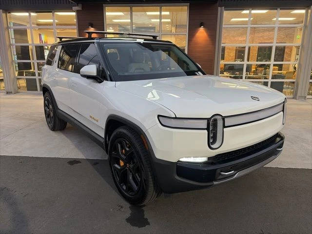 2023 Rivian R1S - Image 2 of 21