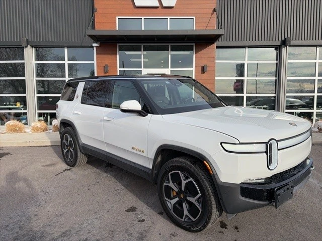 2023 Rivian R1S - Image 2 of 21