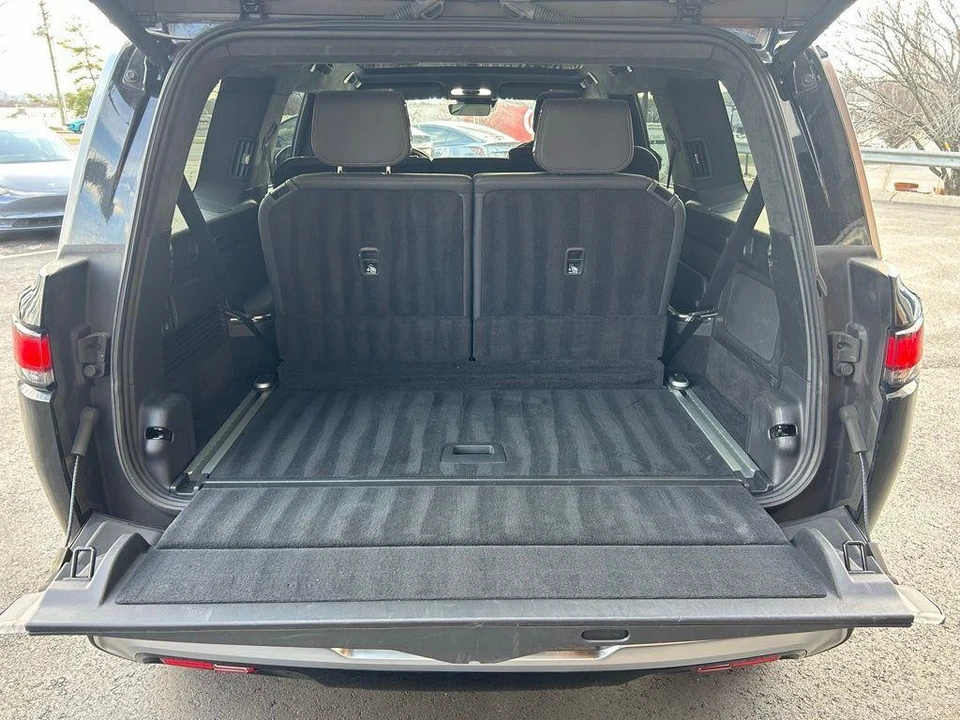 2023 Rivian R1S - Image 7 of 18