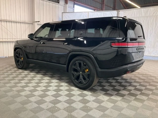 2023 Rivian R1S - Image 3 of 6