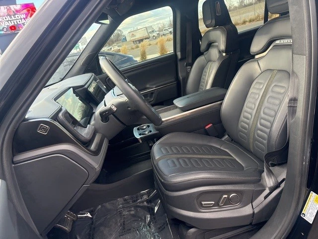 2023 Rivian R1S - Image 12 of 21