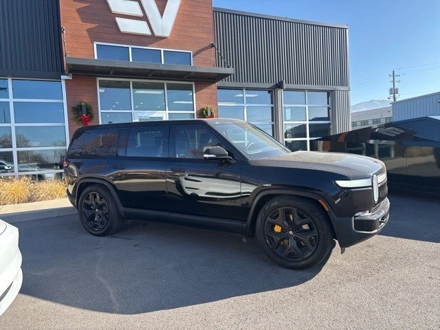 2023 Rivian R1S - Image 8 of 21