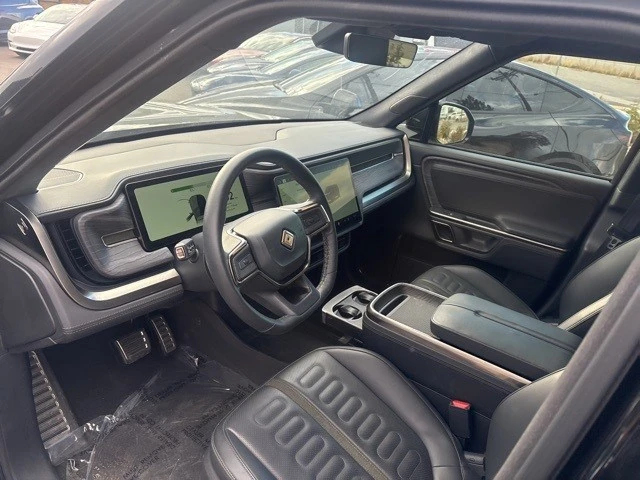 2023 Rivian R1S - Image 13 of 21
