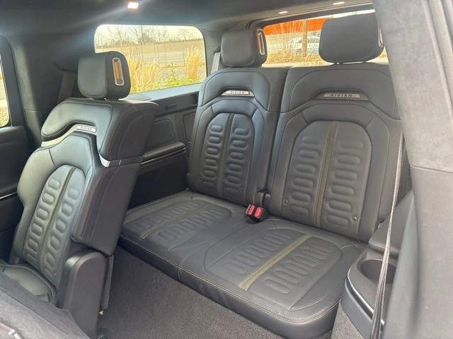 2023 Rivian R1S - Image 16 of 21