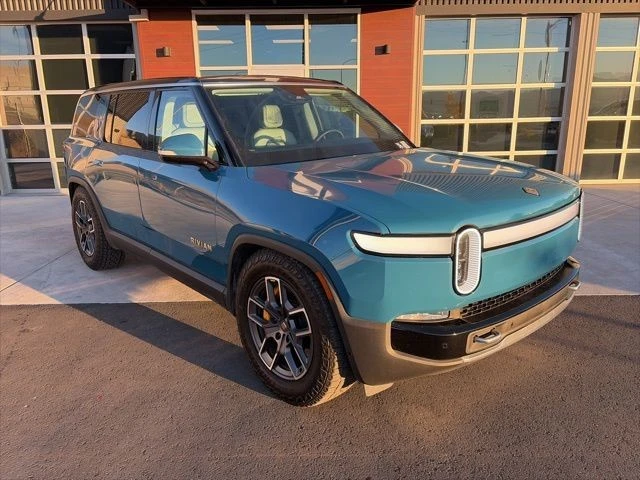 2023 Rivian R1S - Image 2 of 21