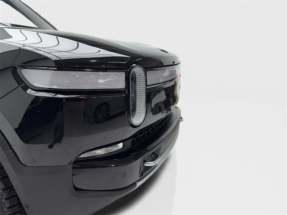 2023 Rivian R1S - Image 3 of 21