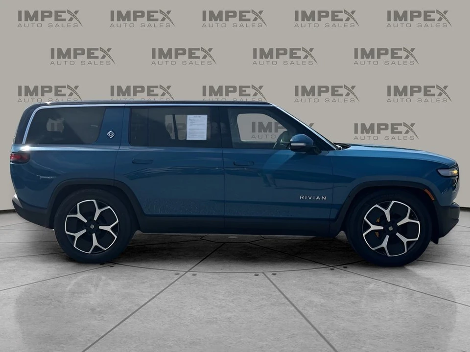 2023 Rivian R1S - Image 6 of 21