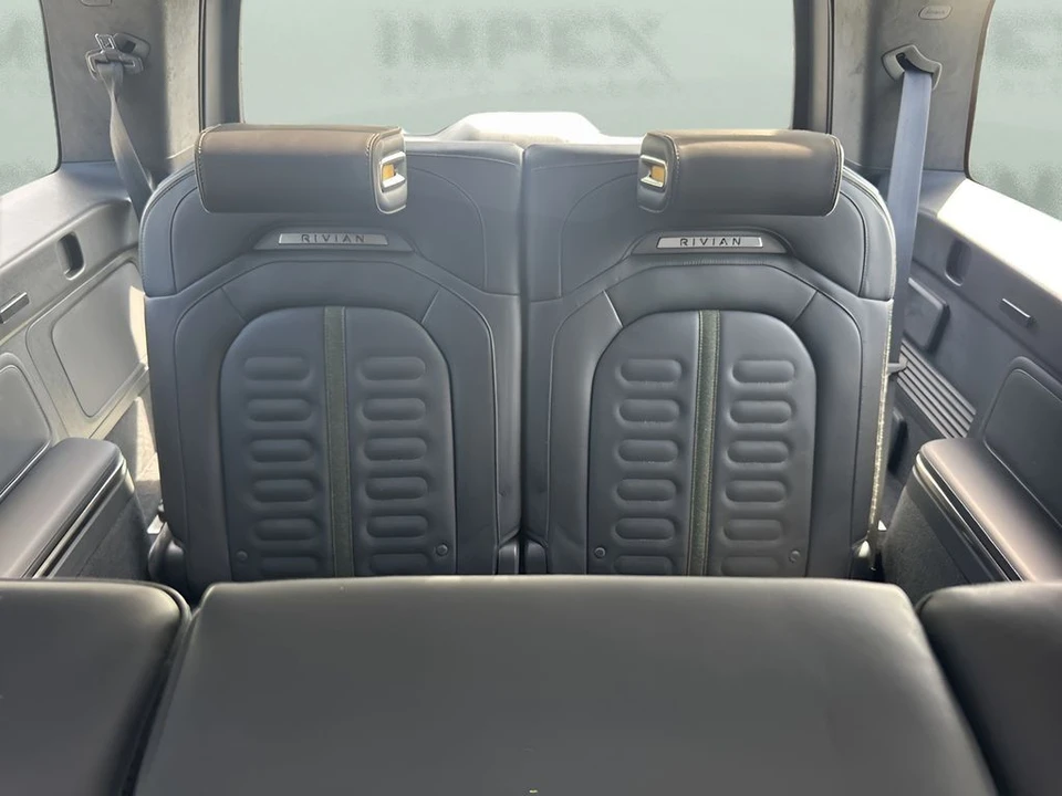 2023 Rivian R1S - Image 13 of 21