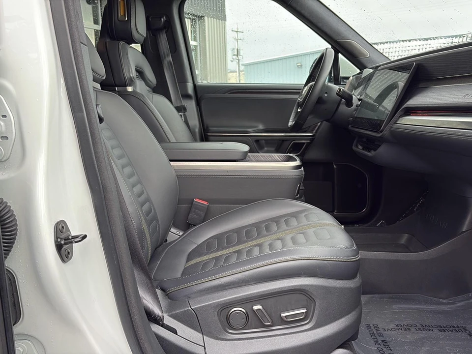 2023 Rivian - Image 13 of 29