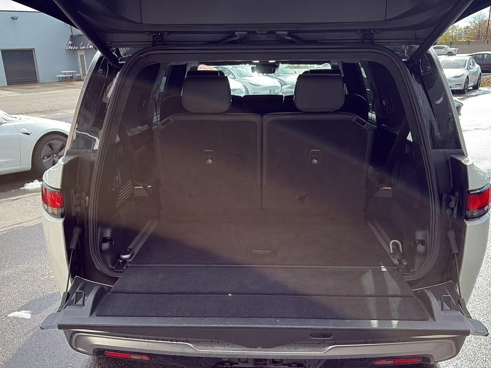 2023 Rivian - Image 21 of 29
