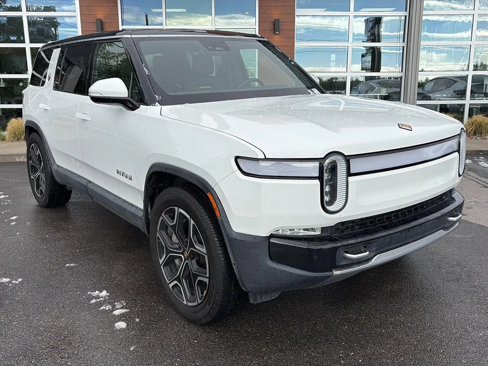 2023 Rivian - Image 2 of 29