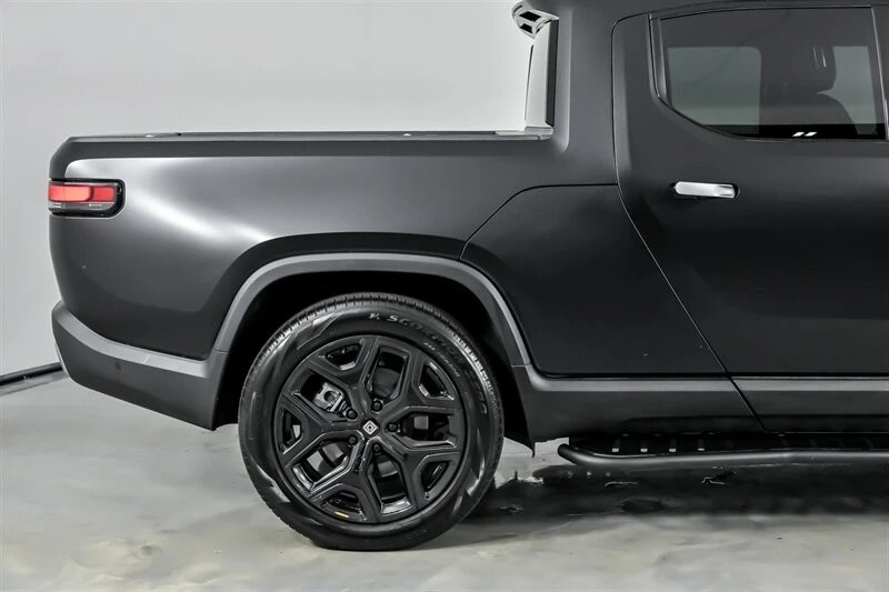 2023 Rivian R1T - Image 12 of 21