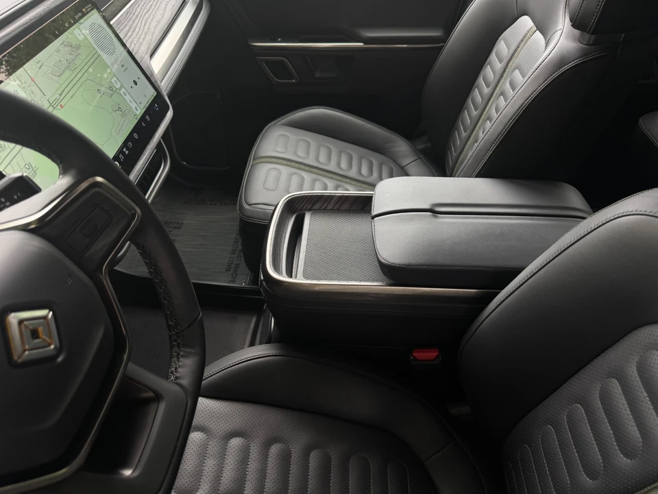 2023 Rivian R1S - Image 12 of 12