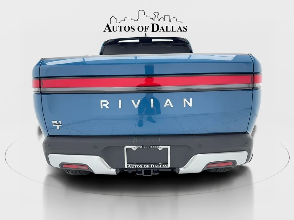 2023 Rivian R1T - Image 10 of 21
