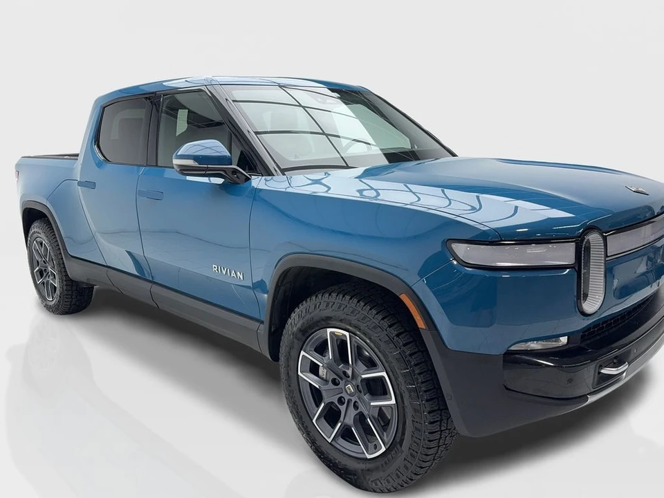 2023 Rivian R1T - Image 2 of 21