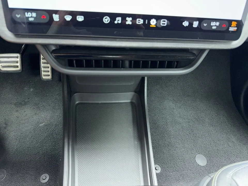 2023 Rivian R1T - Image 21 of 21