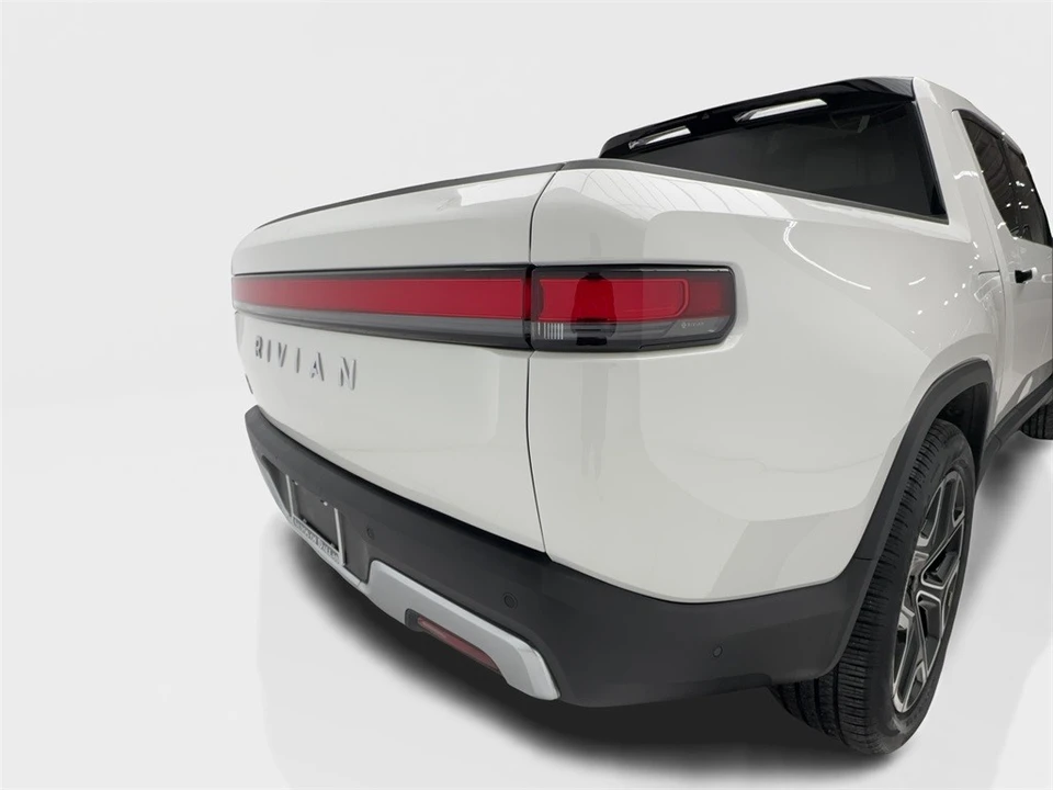 2023 Rivian R1T - Image 9 of 12