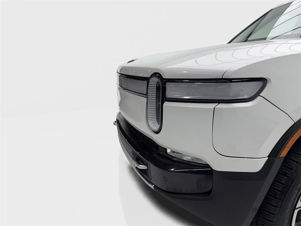 2023 Rivian R1T - Image 5 of 12