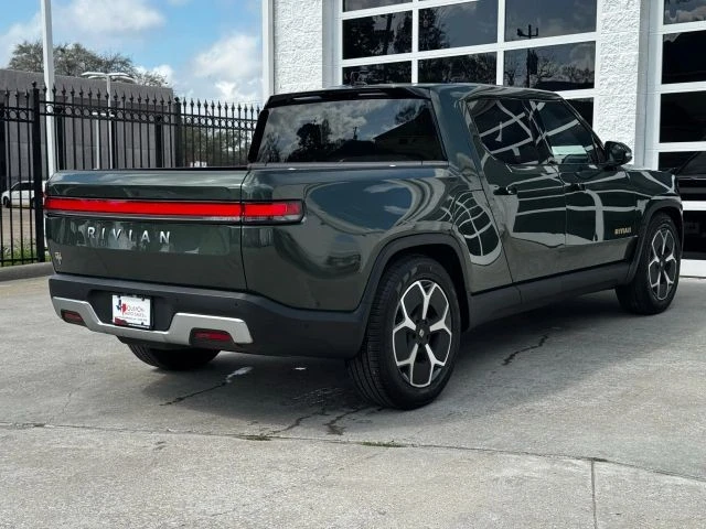 2023 Rivian R1T - Image 10 of 21
