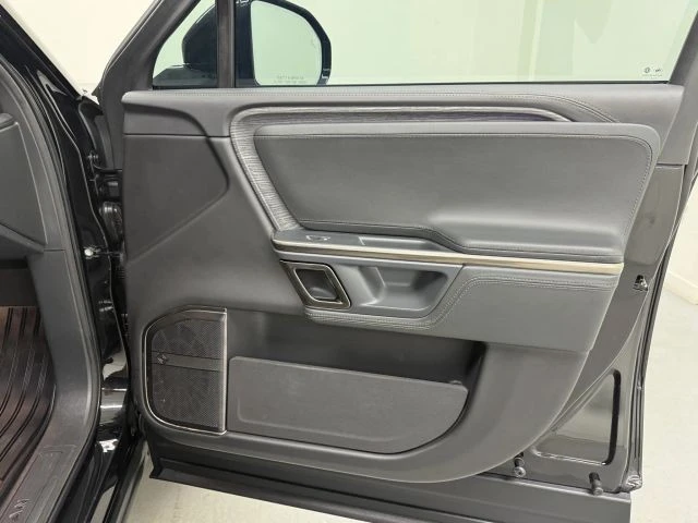 2023 Rivian R1T - Image 31 of 31