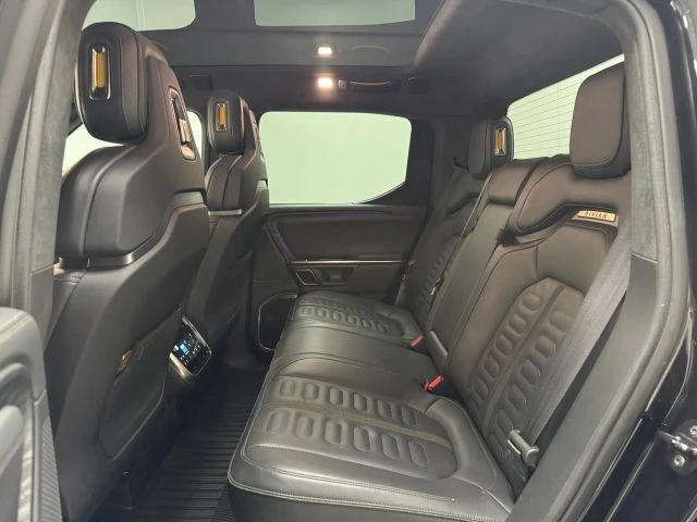 2023 Rivian R1T - Image 16 of 31