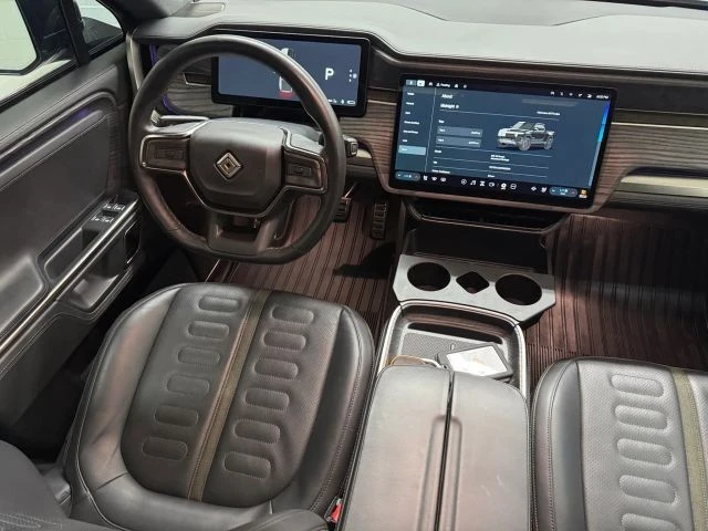 2023 Rivian R1T - Image 27 of 31