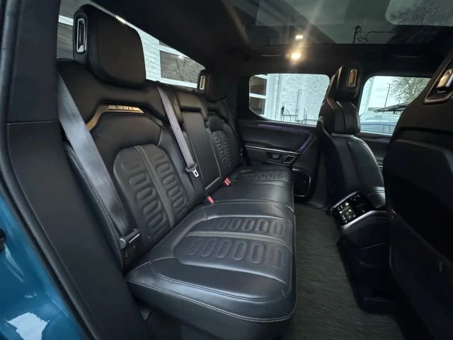 2023 Rivian R1T - Image 15 of 21