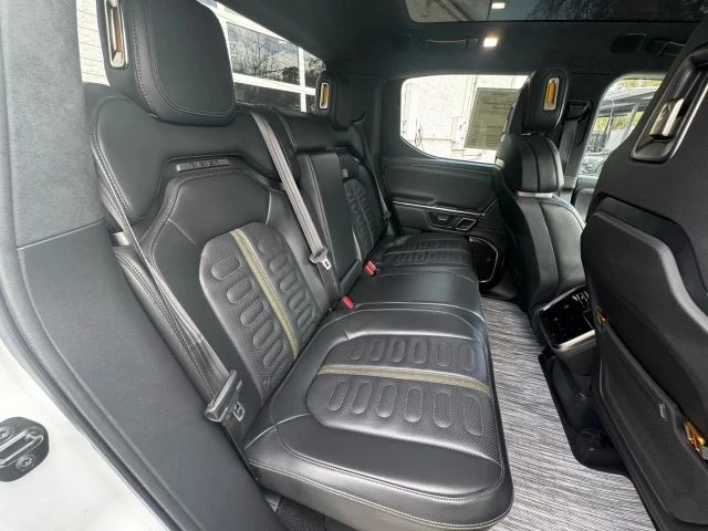 2023 Rivian R1T - Image 20 of 21