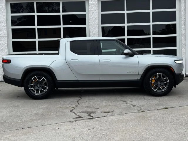 2023 Rivian R1T - Image 12 of 21
