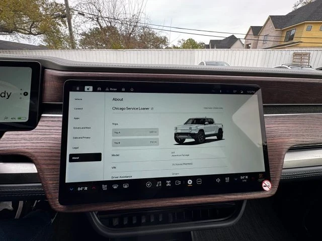 2023 Rivian R1T - Image 6 of 21