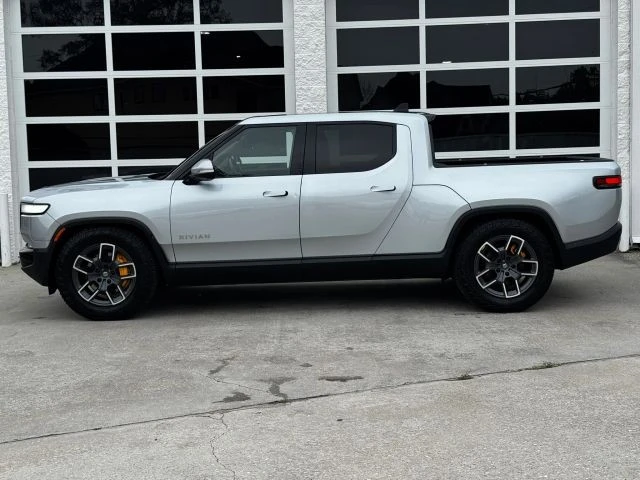2023 Rivian R1T - Image 16 of 21
