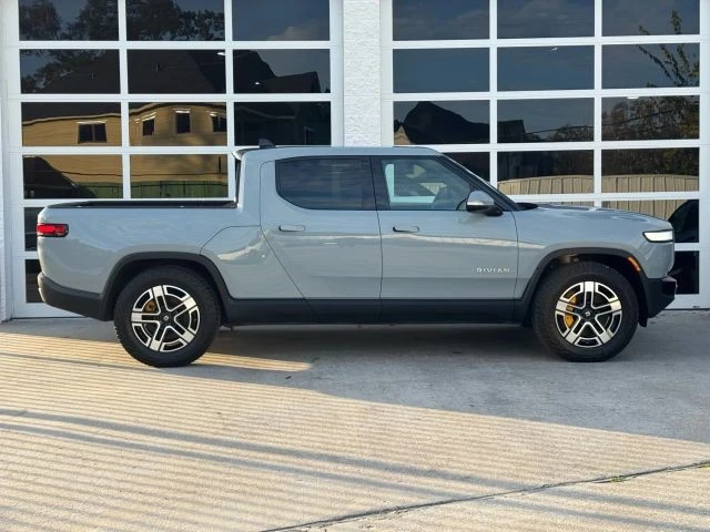2023 Rivian R1T - Image 13 of 21