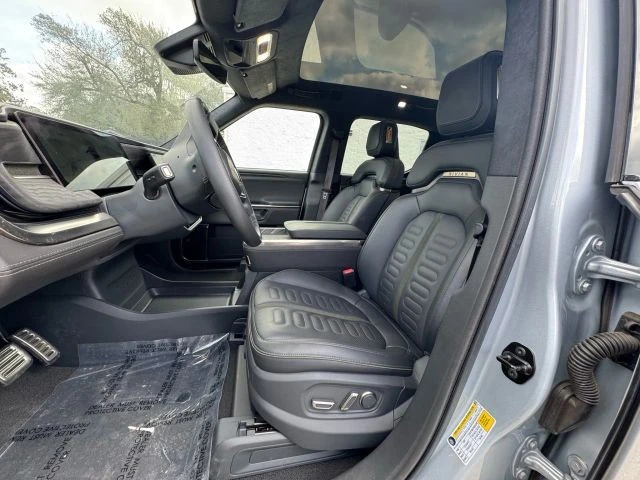 2023 Rivian R1T - Image 3 of 8