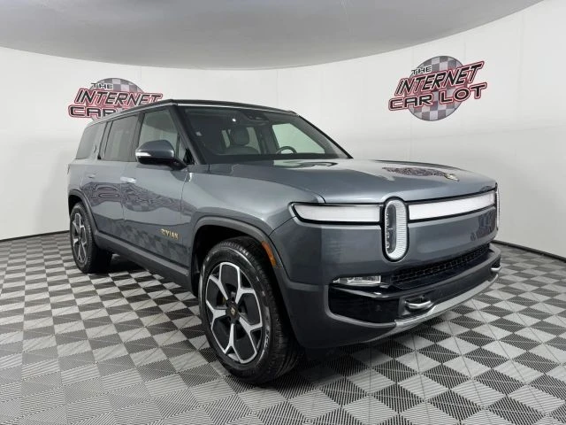 2023 Rivian R1S - Image 9 of 12