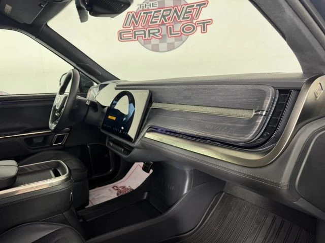 2023 Rivian R1S - Image 12 of 12