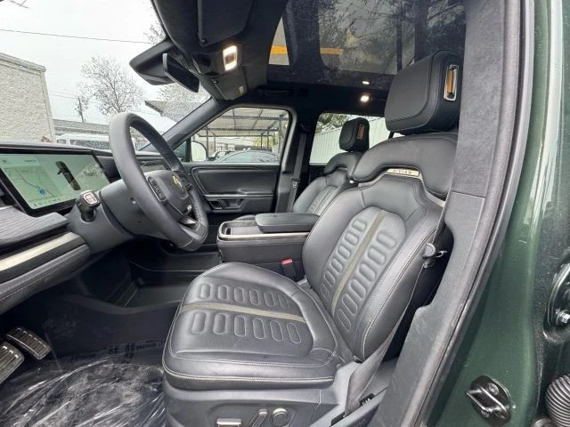 2023 Rivian R1S - Image 3 of 9
