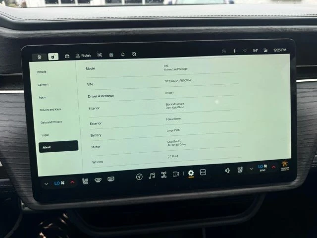 2023 Rivian R1S - Image 4 of 9